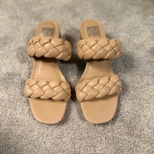 DV by Dolce Vita Women's Tan Braided Sandals - LIKE NEW